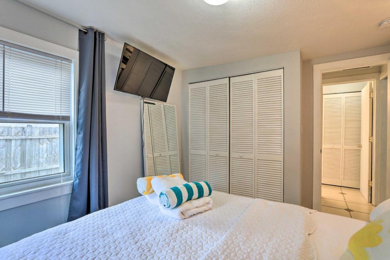 Central Sarasota Home 8 Mi To Siesta Key! Екстер'єр фото