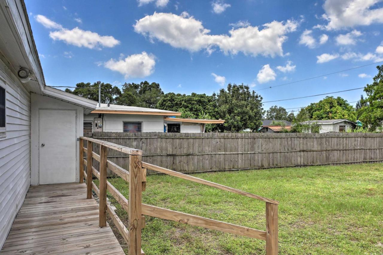 Central Sarasota Home 8 Mi To Siesta Key! Екстер'єр фото