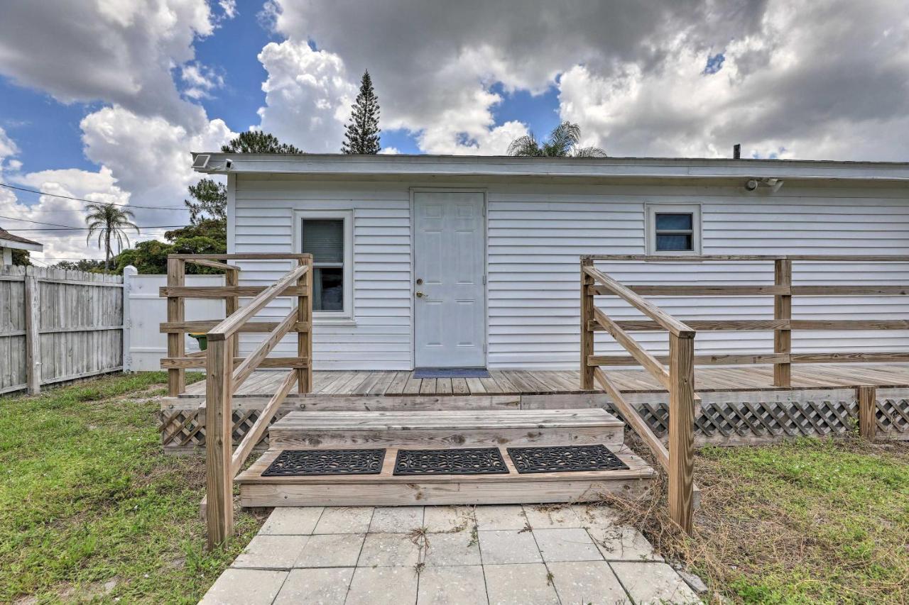 Central Sarasota Home 8 Mi To Siesta Key! Екстер'єр фото